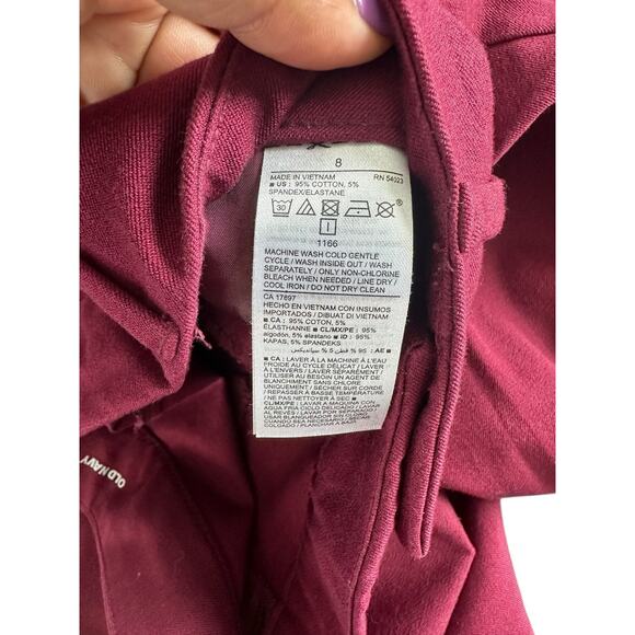 Old Navy Burgundy Office Work Business Pixie Skinny Leg Dress Pants Size 8 - Picture 2 of 12